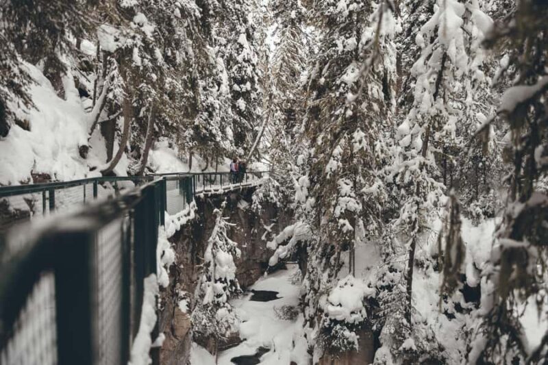Banff/Canmore: Johnston Canyon Frozen Falls - A Detailed Look at the Johnston Canyon Frozen Falls Tour