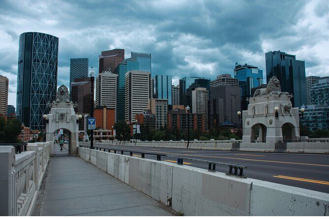 Banff Canmore to Calgary YYC Airport Transfer - The Booking and Experience