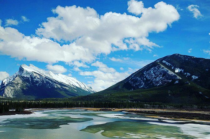 Banff Evening Explorer Canyons, Cliffs and Sunset Views - An In-Depth Look at the Banff Evening Explorer Tour
