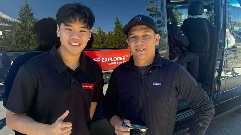 Banff Explorer Private Tour with Moraine Lake & Lake Louise - FAQs