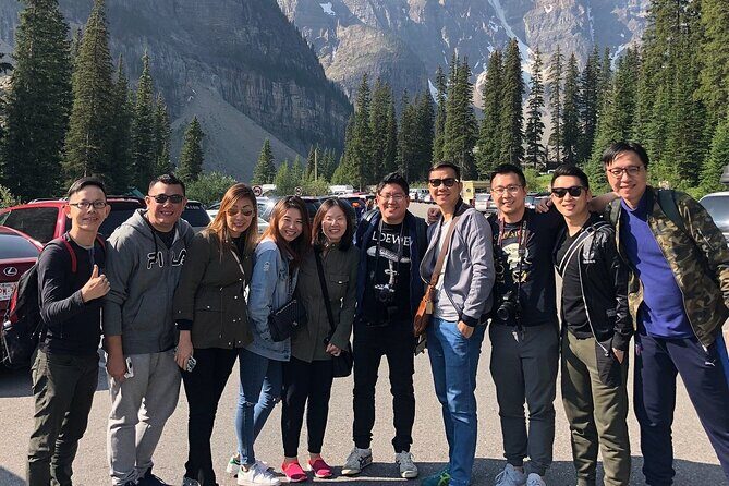 Banff Hotels to Calgary Airport YYC Shared Shuttle Service - Detailed Breakdown of the Experience