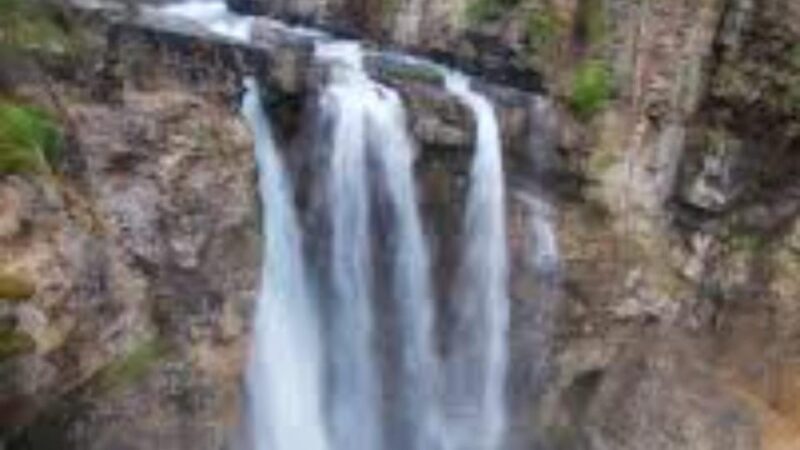 Banff: Lake Louise, Moraine, Emerald & Johnston Canyon Tour - The Sum Up: Why This Tour Stands Out