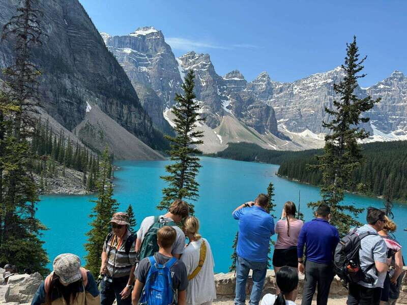 Banff: Lake Louise, Moraine, Emerald & Johnston Canyon Tour - FAQ