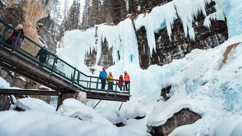 Banff: Morning or Afternoon Johnston Canyon Icewalk - Key Points