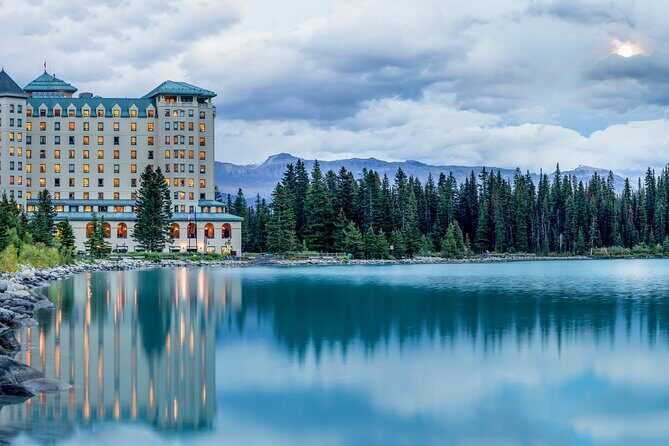 Banff Private Lake Tour: Moraine, Louise, Peyto & Emerald - Why the Private Tour Concept Works