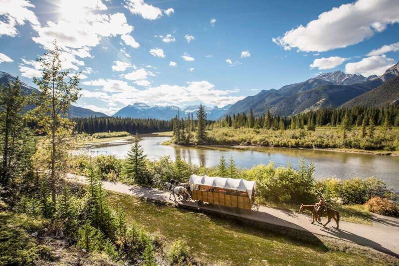 Banff: Wagon Ride with Cowboy Cookout BBQ - Key Points