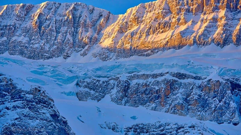 Banff:Crowfoot Glacier, 4 Lakes and Johnston Canyon tour - Frequently asked questions