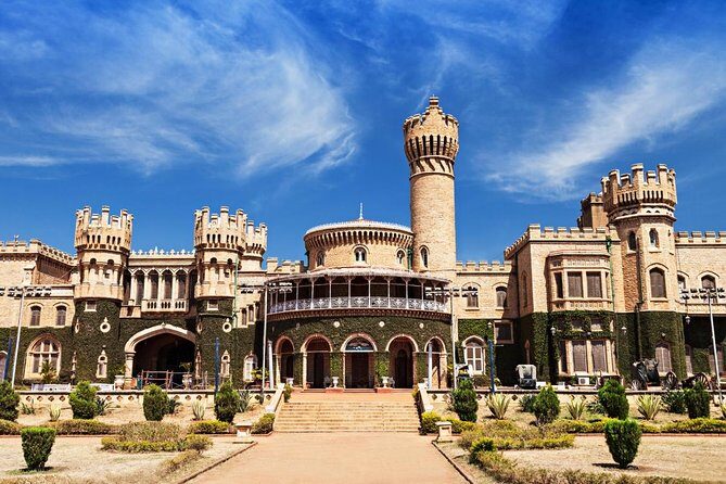 Bangalore city tour with a guide in private car and lunch - Exploring Bangalore in a Day: A Comprehensive Review of the City Tour