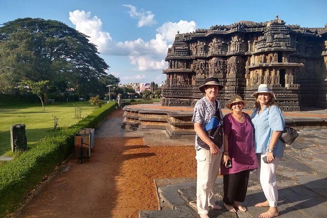 Bangalore: Shravanabelagola + UNESCO Belur & Halebidu Tour - Exploring Karnataka’s Heritage: A Guide to the Shravanabelagola + Belur & Halebidu Tour
