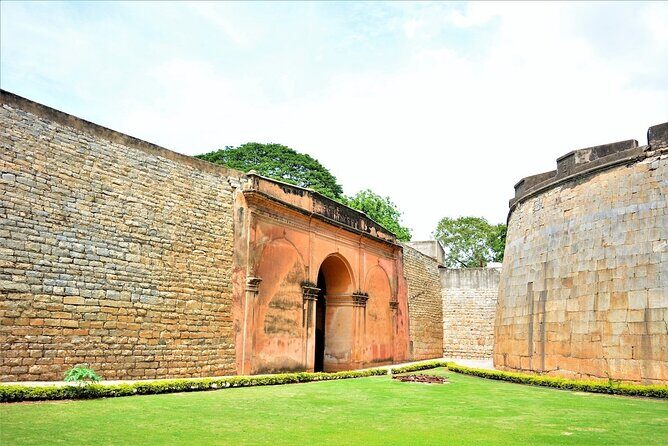 Bangalore Walking Tours - Flower Market, PETE and more - Practical Information: What to Expect