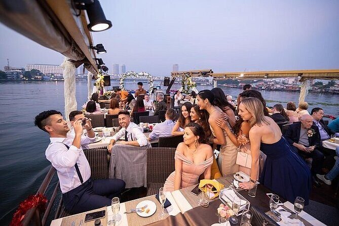Bangkok: 2-Hour Dinner Cruise on the Chao Phraya Princess - Who Is This Experience Best Suited For?