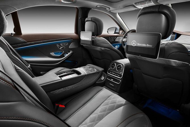 Bangkok Airport Transfers: Bangkok to Don Mueang Airport DMK in Luxury Car - Why Choose This Transfer Service? A Deep Dive