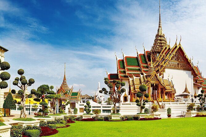 Bangkok Best Two Temples Emerald & Reclining Buddha + GrandPalace - An In-Depth Review of the Tour Experience