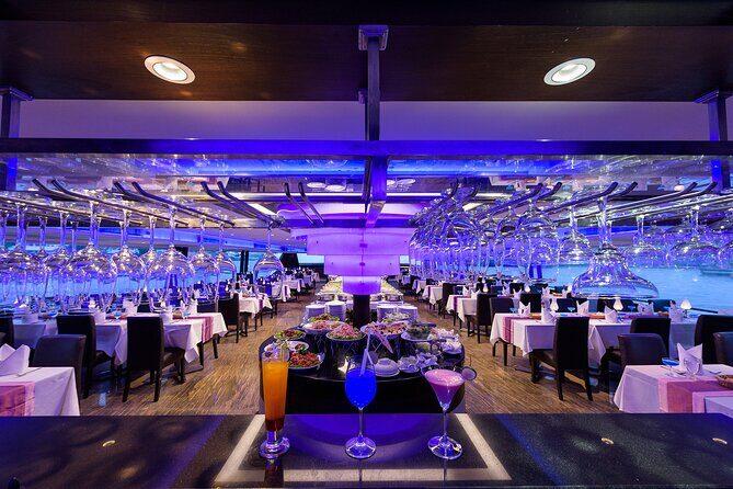 Bangkok Chao Phraya River Cruise Dinner and optional Transfer - The Food, Music, and Atmosphere