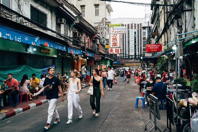 Bangkok: Chinatown By Night Walking Tour - Setting the Scene: What to Expect