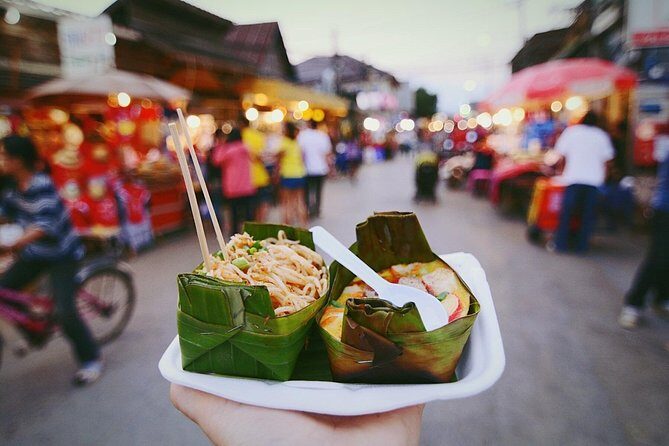 Bangkok Most Famous Food Experience (Private & All-Inclusive) - Additional Sights and Experiences