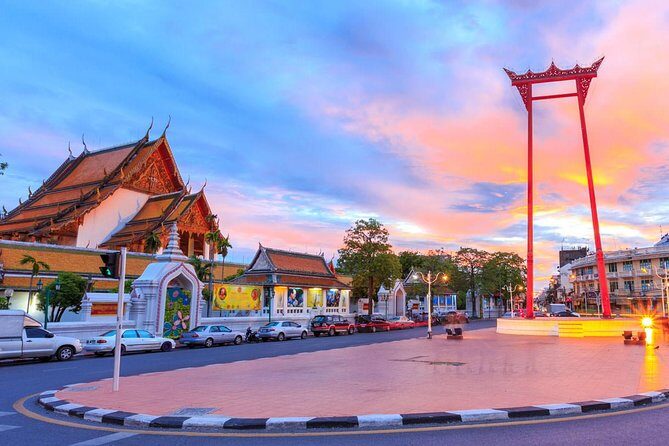 Bangkok Night Lights: Temple & City Tour by Tuk Tuk (SHA Plus) - FAQ