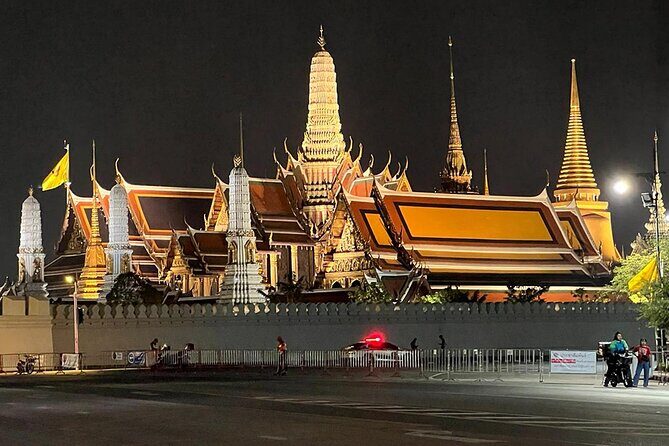 Bangkok Night Tour: Food, Temple & Tuk Tuk - An In-Depth Look at the Bangkok Night Tour