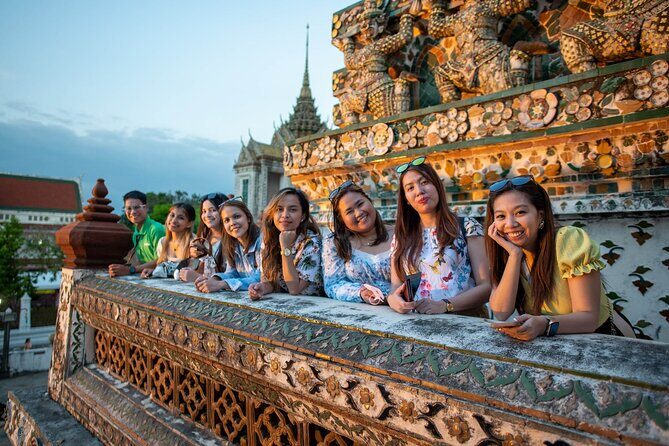 Bangkok Night Tour: Wat Arun, Wat Pho, Chinatown & Tuk Tuk Ride - An In-Depth Look at the Bangkok Night Tour