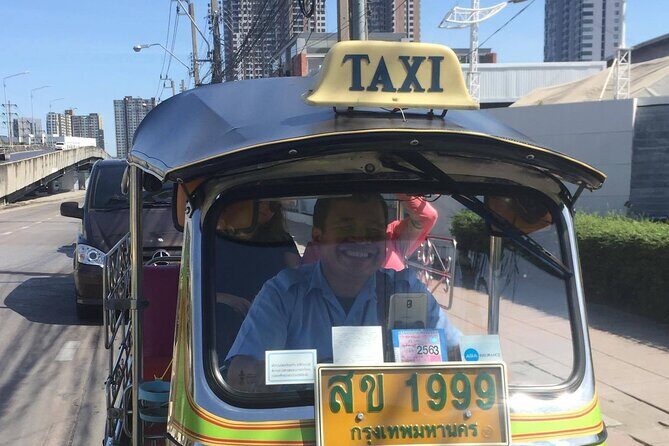 Bangkok Private Tour : Visit Markets & Temples by Tuk Tuk & Boat - A Detailed Look into the Tour Experience
