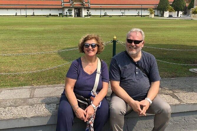 Bangkok Private Walking Tour with A Pro Guide (Tour Car Option) - An Overview of the Bangkok Private Walking Tour