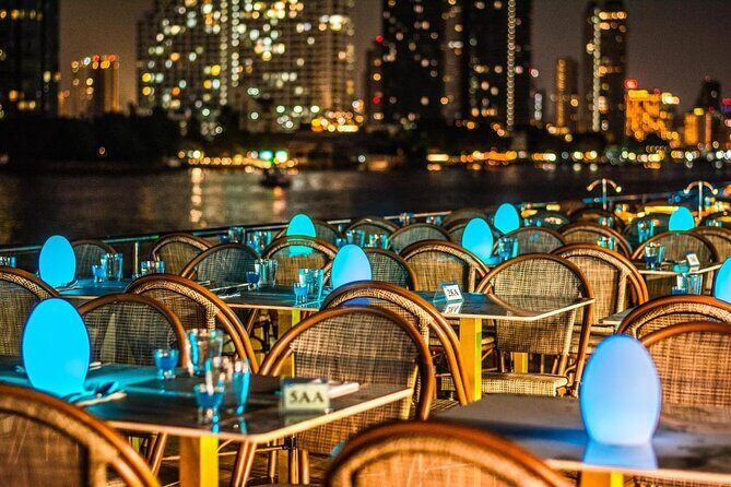 Bangkok: The Planet Cruise on the Chao Phraya River - Entertainment and Atmosphere