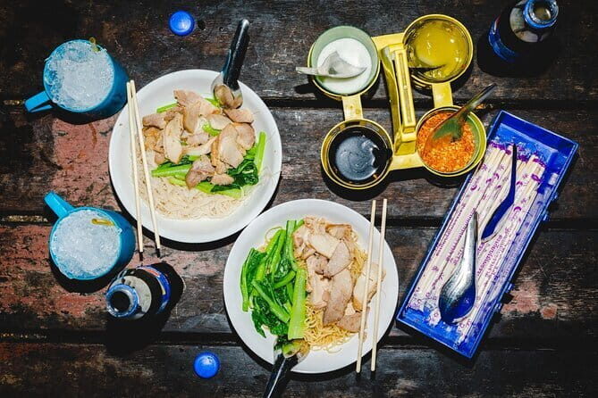 Bangkok TUK TUK Twilight Cultures Market and Food Taste - Who Will Love This Tour?