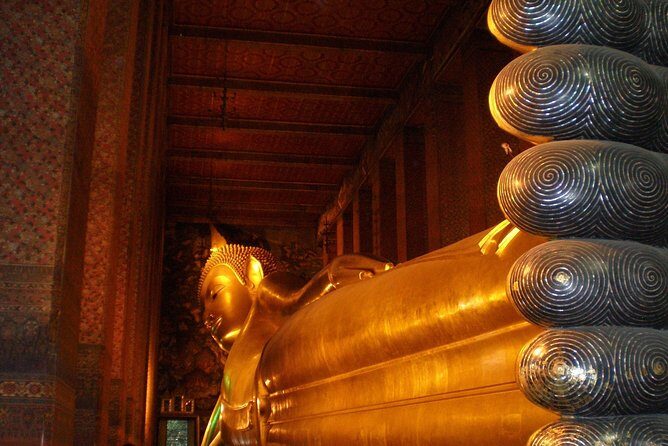 Bangkoks Inspiring Buddhist temples - FAQs