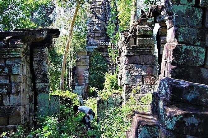 Banteay Chhmar Temple & Silk Farm Private Day Trip from Siem Reap - Transportation and Comfort