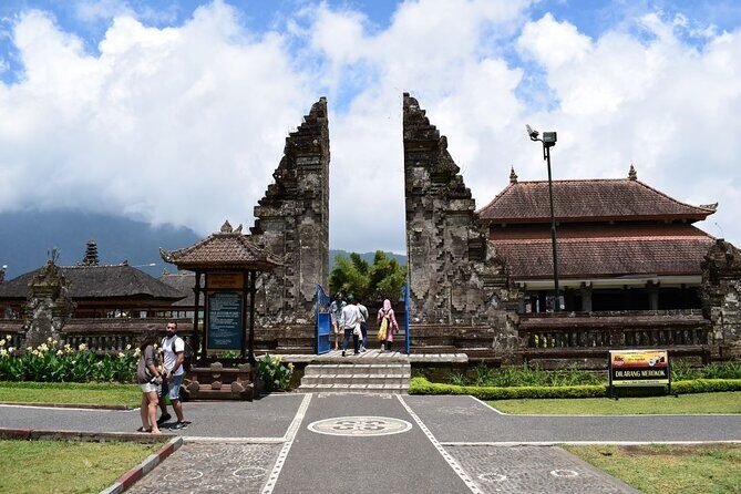 Banyumala Waterfall Tour: Discover Bedugul Temple & Twin Lakes - Practical Details and What To Expect