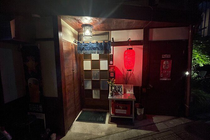 Bar and Izakaya Hopping Night Tour in Takayama - Who Should Consider This Tour?