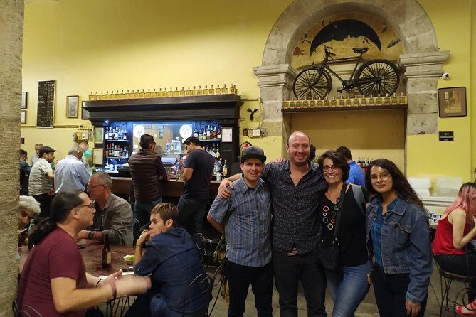 Bar Crawl in Guadalajara downtown - Key Points