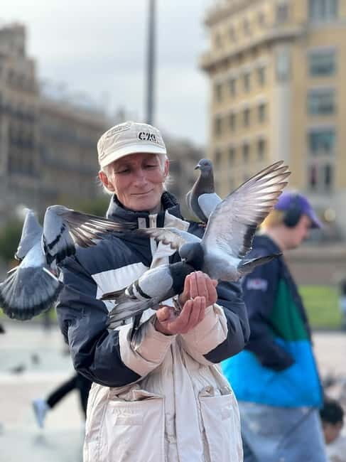 Barcelona: 1 Hour Gothic Quarter and El Born Walking Tour - Photography and Creative Moments