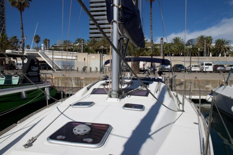 Barcelona: 2/3/4h Exclusive Private Sailing Boat Cruise - Key Points
