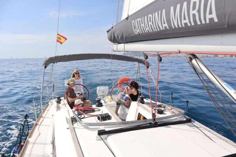 Barcelona: 2-Hour Sailboat Tour with Paddle Boarding - FAQs