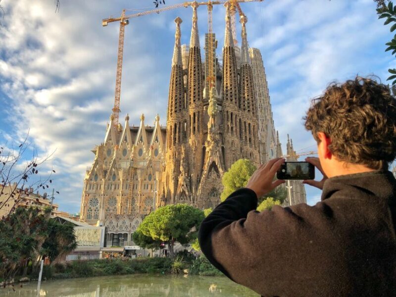 Barcelona: 3-Hour Bike Tour with a Local Guide - Why Choose This Bike Tour?