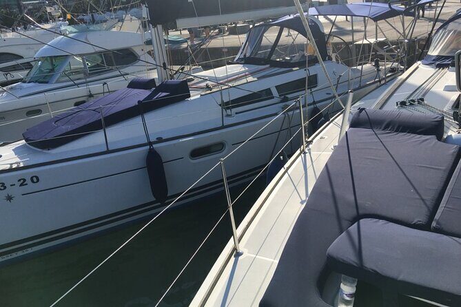 Barcelona 3-hour Private Boat Trip - An In-Depth Look at the Barcelona Private Boat Trip
