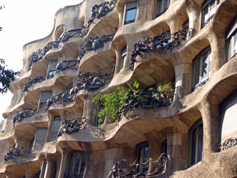 Barcelona: 4-hour Private Guided Walking Tour - The Experience Provider and Customer Feedback