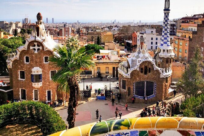 Barcelona Airport (BCN) Private Transfer to Barcelona City/Hotels - Who Would Love This Service?