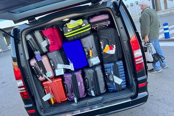 Barcelona airport to Barcelona city private taxi transfers - Why Choose This Transfer?