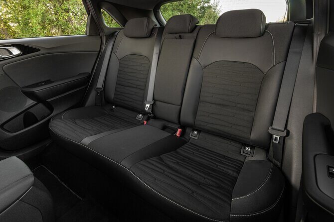 Barcelona airport to Barcelona city private taxi transfers - FAQs