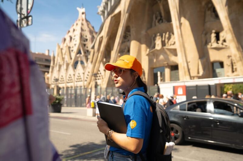 Barcelona Architecture Walking Tour With Casa Batlló Upgrade - Key Points