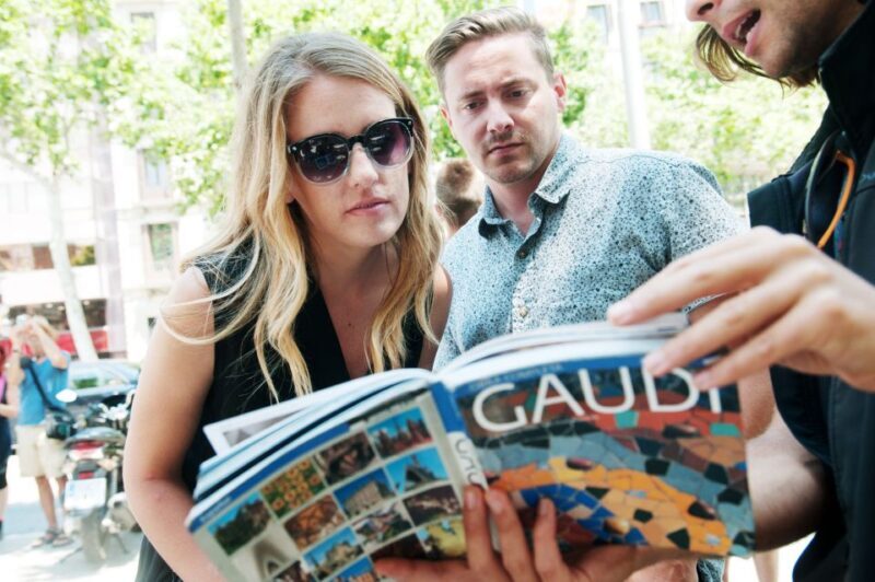 Barcelona: Barcelona in one day Sightseeing e-Bike Tour - Key Points