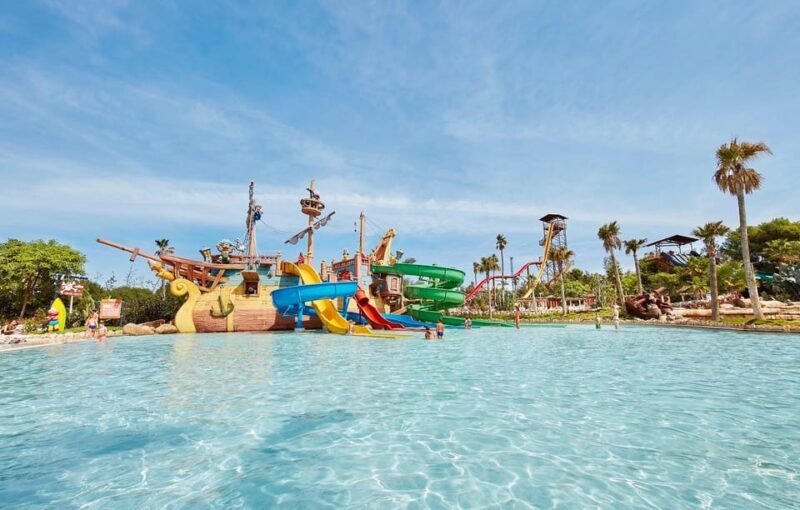 Barcelona: Caribe Aquatic Park Full-Day Ticket with Transfer - Key Points