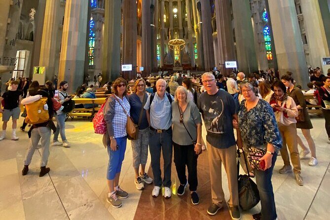 Barcelona City Tour: Gothic Pedrera, Sagrada Familia & Park Güell - FAQ