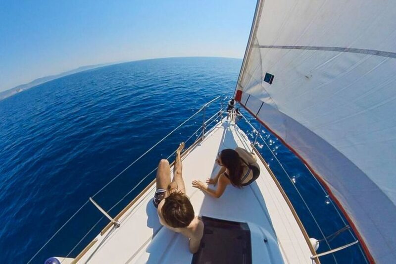 Barcelona: Coastline Boat Trip with Snacks and Cava - Practical Tips for Booking and Enjoying