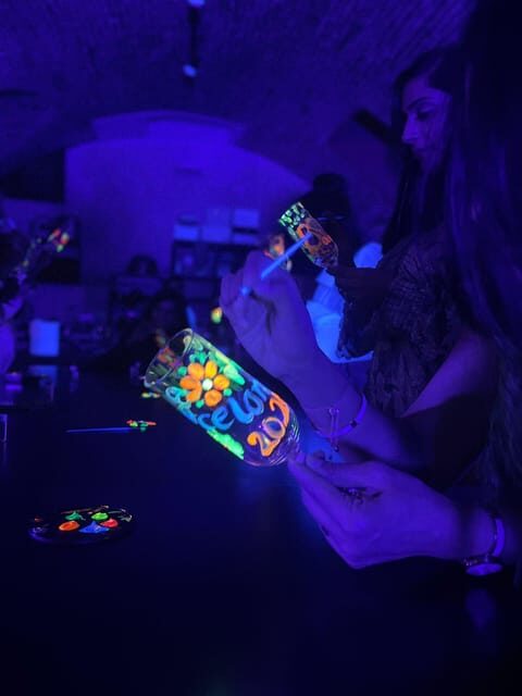 Barcelona: Cocktail Class Workshop - Make Shake Cook & Paint - A Deep Dive into the Barcelona Cocktail Class Experience