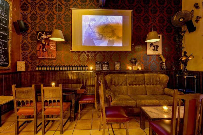 Barcelona: Cocktail Making Class with Tapas - Why This Experience Is Worth Considering