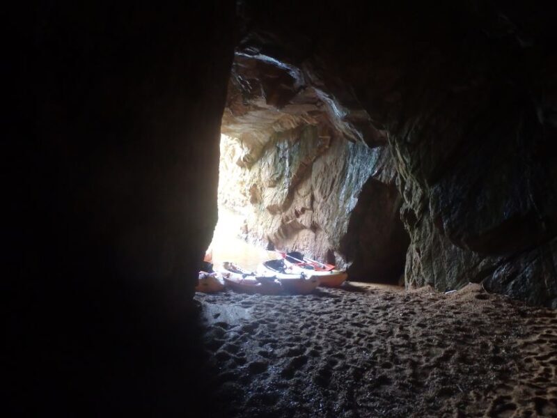 Barcelona: Costa Brava Kayak, Snorkel & Cliff Jump & Lunch - FAQ