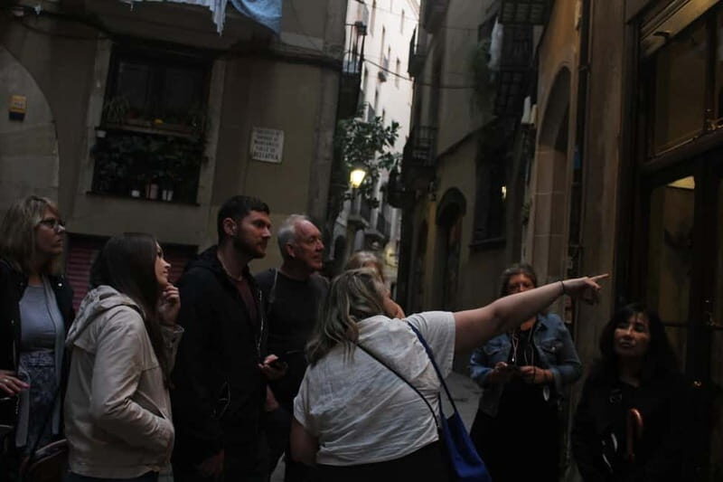 Barcelona: Craft Beer Tasting & Castellers Experience - Exploring the Heart of Gràcia: A Neighborhood with Soul